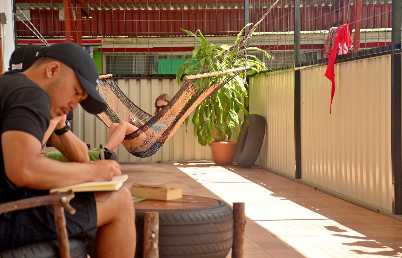 Arenal Container Hostel La Fortuna Exterior photo