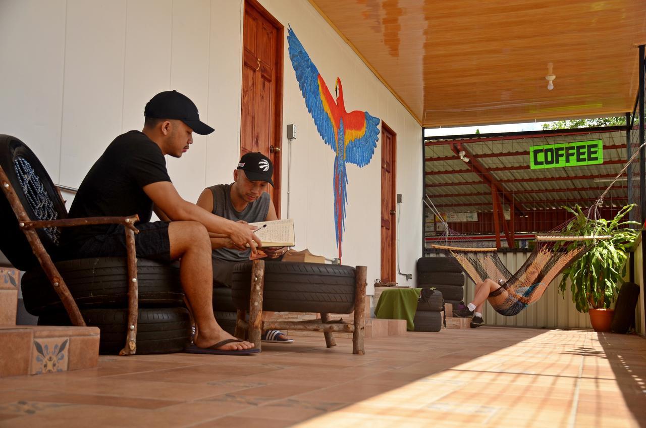 Arenal Container Hostel La Fortuna Exterior photo